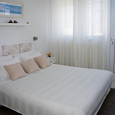 Poros Town Rania Studios المظهر الخارجي الصورة