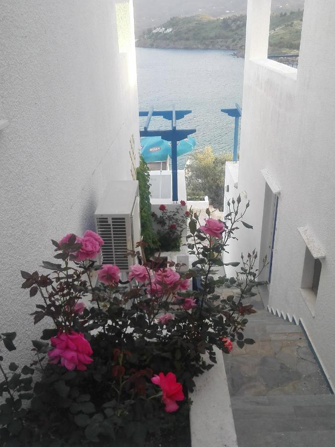 Poros Town Rania Studios المظهر الخارجي الصورة